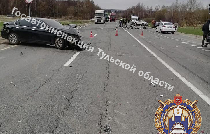Водитель Honda попала в больницу после тройного ДТП под Тулой