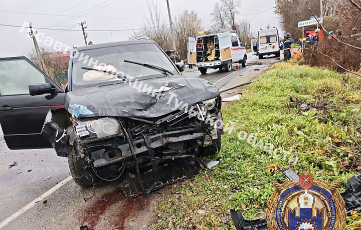 Пьяный водитель «Лэнд Ровера» устроил серьезное ДТП на трассе М-2 в Щекинском районе