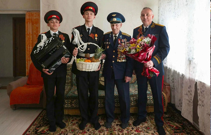 Руководитель тульского СК встретился с ветераном Великой Отечественной войны