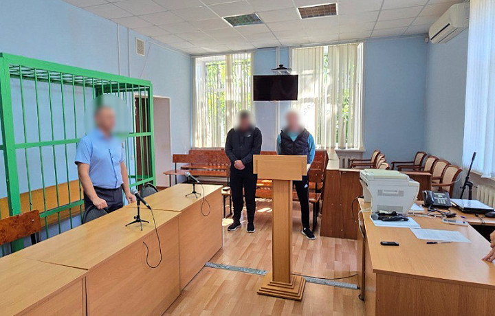 Двоих туляков оштрафовали на 5 млн рублей за торговлю немаркированными алкоголем и табаком