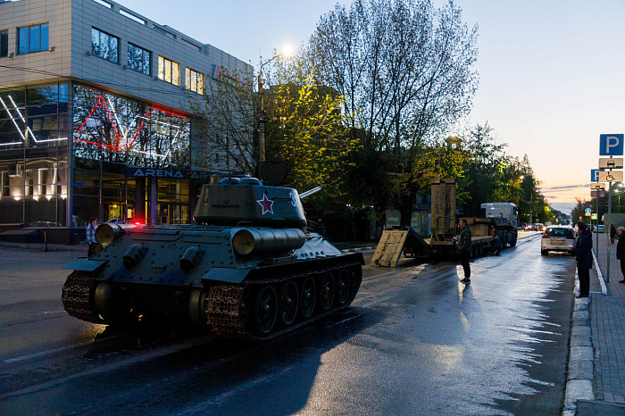 Фоторепортаж: в Туле прошла вторая репетиция Парада Победы