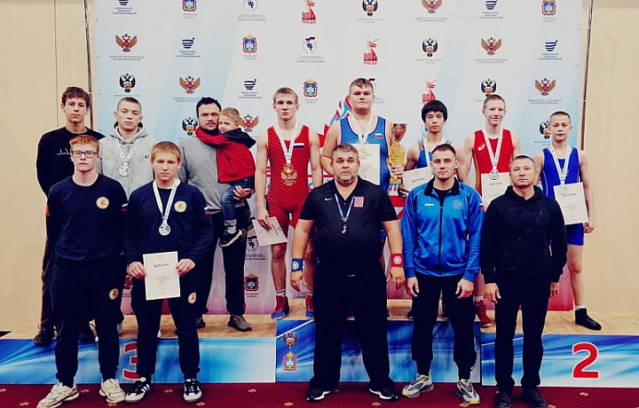 Тульские борцы завоевали медали на Всероссийской летней Гимназиаде