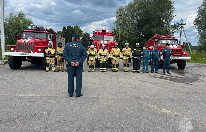 В Дубенском районом центре культуры тульские спасатели провели учения