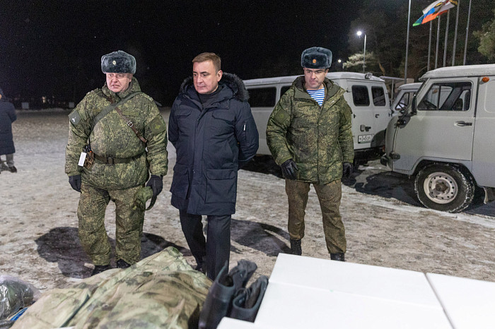 Фоторепортаж: Алексей Дюмин встретился с мобилизованными туляками