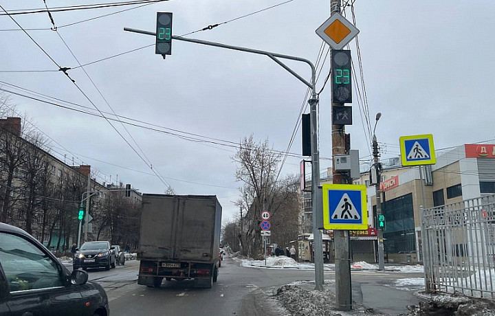 Два новых светофора в Туле заработали в полноценном режиме