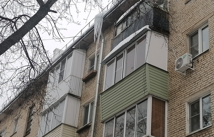 УК в Туле заплатят более миллиона рублей за неубранные от наледи крыши