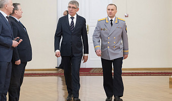 Дмитрий Миляев вручил награды сотрудникам ФСБ Тульской области