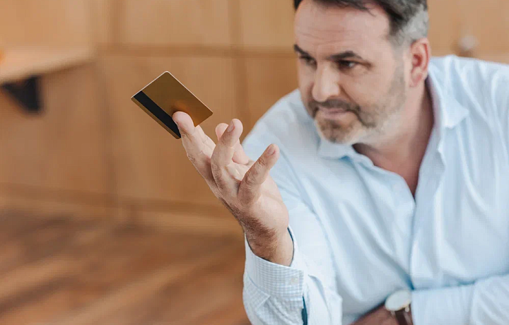 Финансовую помощь родителям оказывают 64% туляков