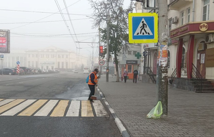 В Туле 24 июня продолжается уборка городских улиц