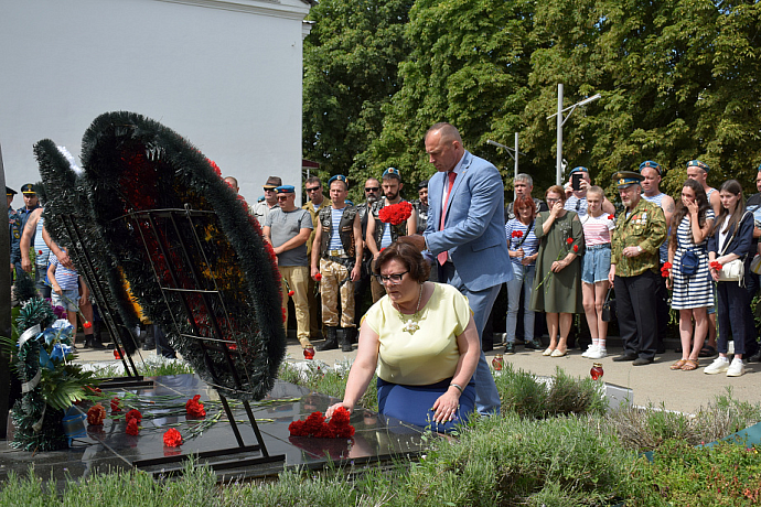 В Узловой открыли мемориальные доски в честь военных, погибших во время спецоперации