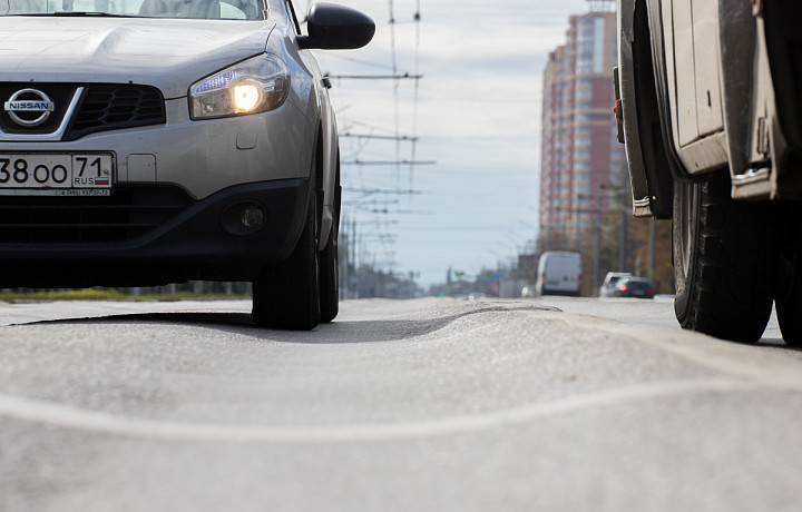 Асфальт волнами: водители составили список опасных перекрестков в Туле с гребенками