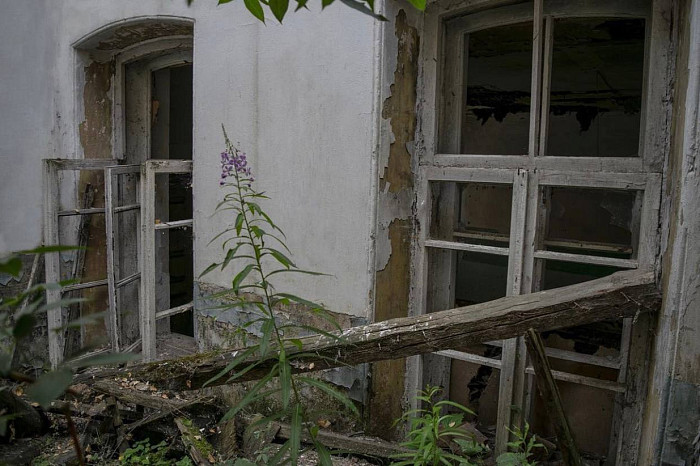 От белоснежного дворца до руин: историческая заброшка - усадьба Мальцева в селе Воскресенское