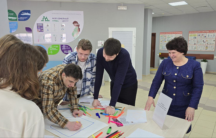 Более 2,5 тысяч тульских семей воспользовались пунктом проката детских вещей