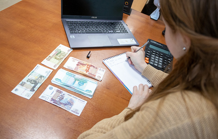 В Тульской области агентство по подбору персонала задолжало работнице 150 тысяч рублей зарплаты