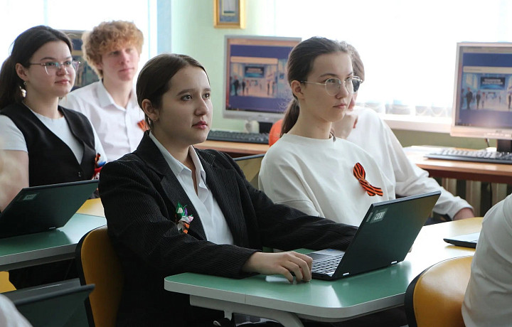 Тульская область лидирует в профориентации и цифровой грамотности школьников