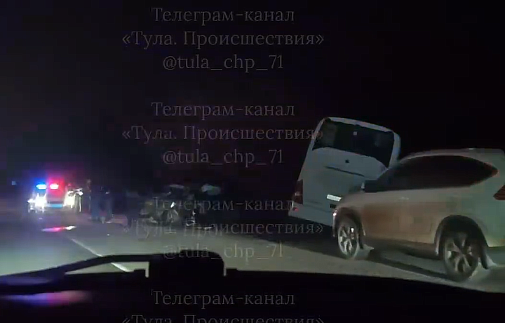 Водитель автомобиля Nissan погиб при столкновении с автобусом в Узловском районе