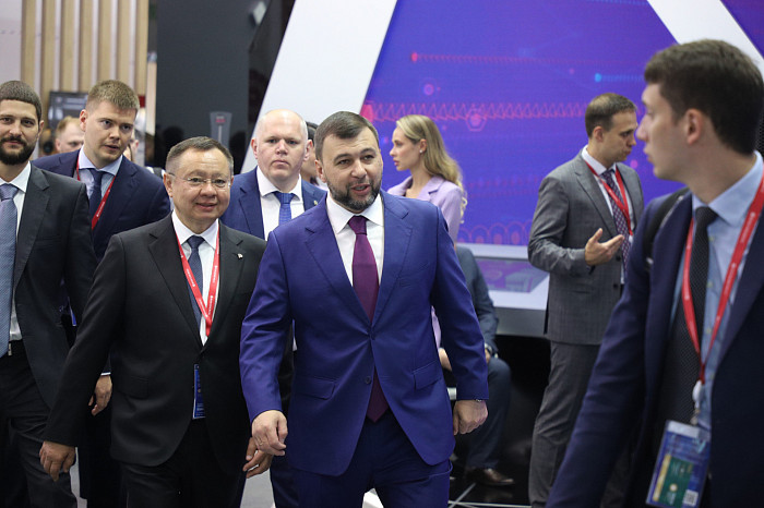 Почти 51,5 млрд рублей инвестиций и сотни новых рабочих мест. Каким был для Тульской области второй день ПМЭФ