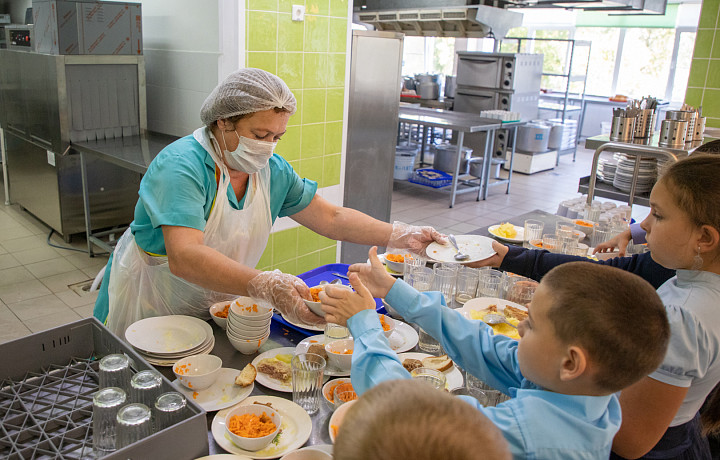 В Туле изменится меню школьного питания с нового учебного года