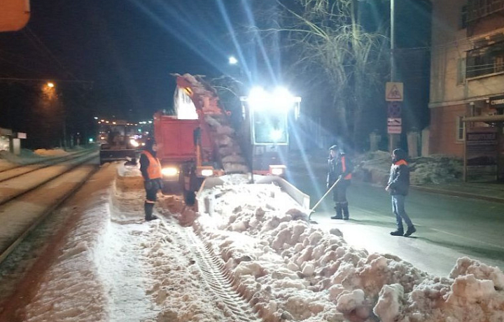 С тульских улиц за сутки вывезено около 3,5 тысяч кубометров снега