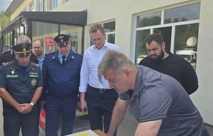 При взрыве на предприятии в соседней Рязанской области пострадали более 100 человек