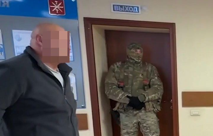 За идеи этнического превосходства суд в Туле отказал мигранту в возврате гражданства РФ