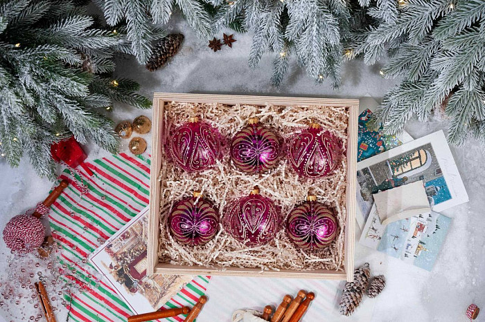 Фабрика новогоднего настроения «КОЛОМЕЕВ»: как заказать корпоративные подарки для продвижения бренда