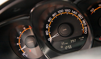 Рост спроса и локализация определяют рынок новых автомобилей в России в 2026 году