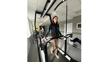 Реабилитологи спасли жизнь тулячки с тяжелым заболеванием нервной системы