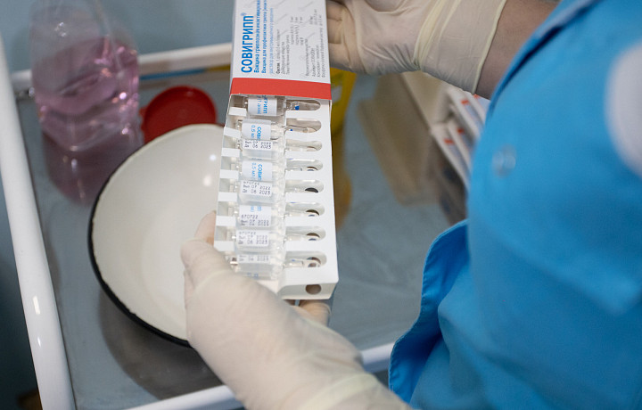 В Тульской области 295,3 тысяч человек привились против гриппа