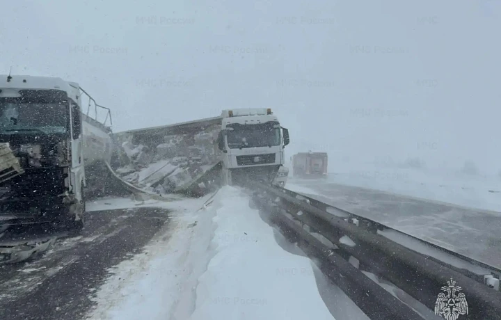 Трасса М-4 перекрыта из-за ДТП в Тульской области: организован объезд через Богородицк