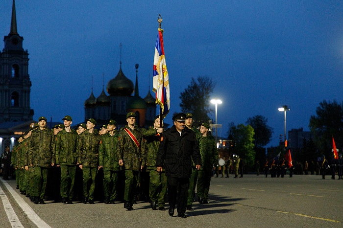 Первая репетиция Парада Победы прошла на площади Ленина в Туле