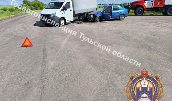 В Кимовском районе при столкновении двух автомобилей пострадала женщина
