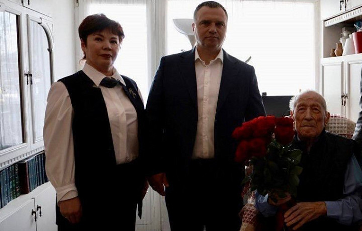 В Туле ветеран войны Афанасий Белов отметил 104-летие