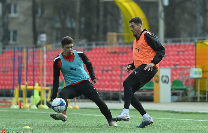 «СКА-Хабаровск-2» 25 секунд играл с лишним футболистом в матче против «Арсенала-2»