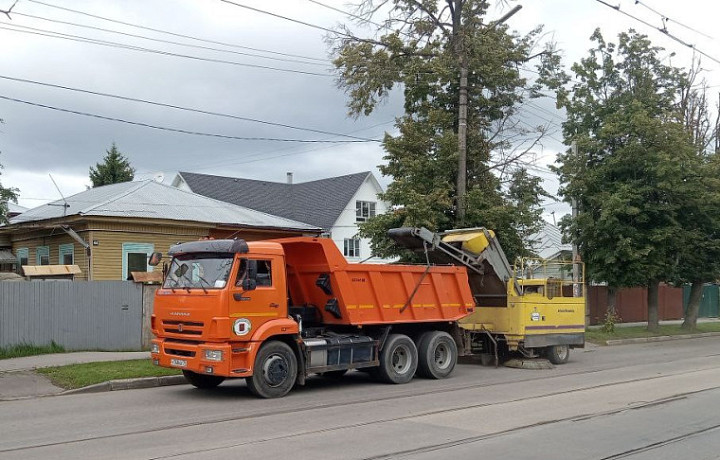 Больше 80 единиц техники будут убирать Тулу днем 3 июля