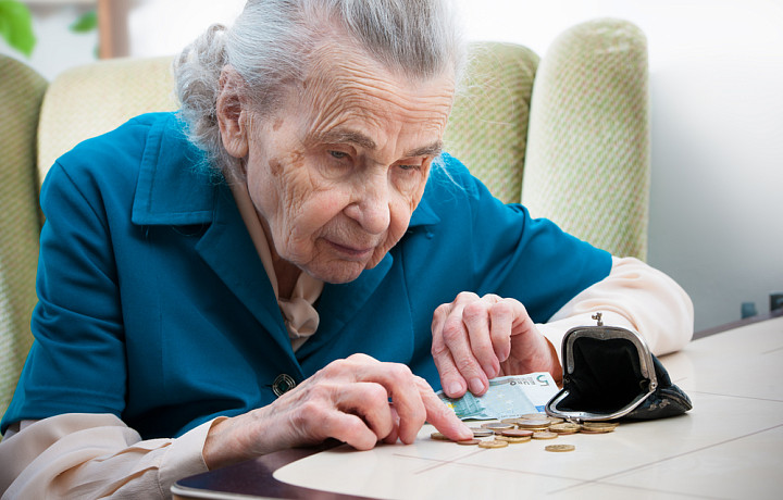 С 1 апреля у туляков вырастут социальные пенсии