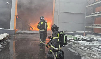 Пожар на производстве «ТехноСтиль» в Щекине удалось локализовать