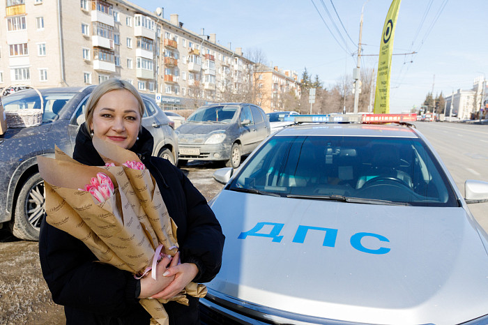 «Предъявите вашу улыбку»: на улицы Тулы вышел «Праздничный патруль»