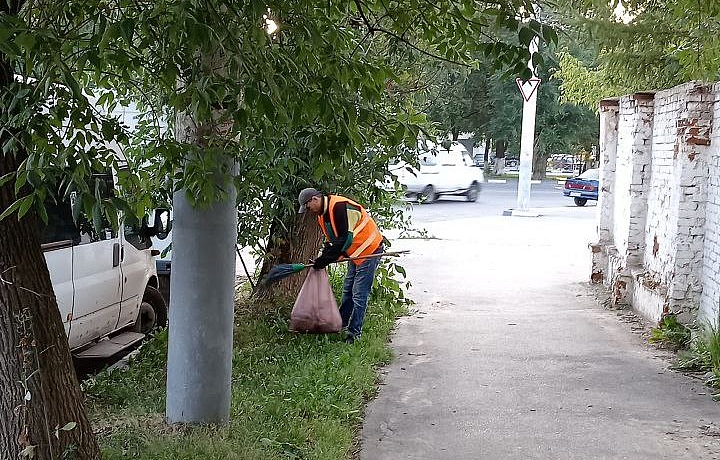 С улиц Тулы за выходные дни вывезли 75 кубометров смета