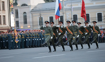 В Туле на площади Ленина прошла первая репетиция парада Победы
