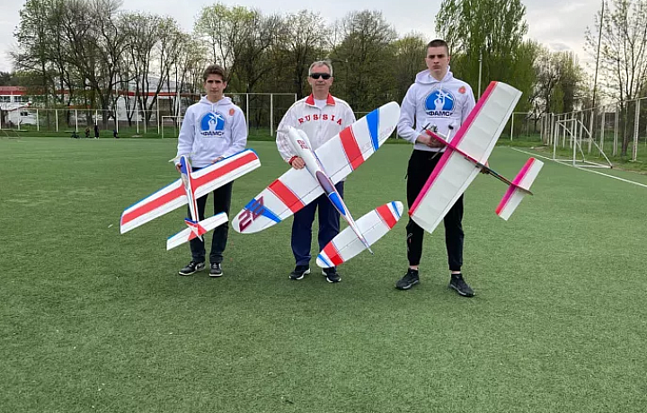 Тульские спортсмены завоевали золото Всероссийских соревнований по авиамодельному спорту