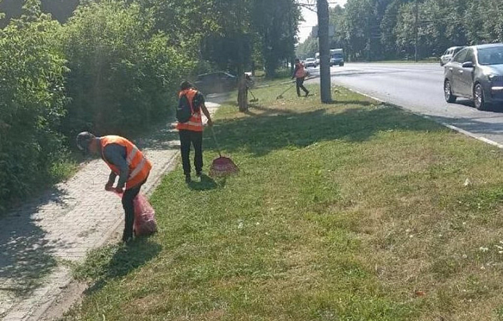 В Туле за сутки вывезли около 10 кубометров смета