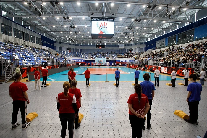 Туляки отработали навыки оказания первой помощи в рамках флешмоба «Дети спасают жизни»