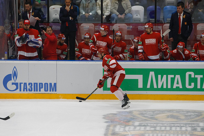 Фоторепортаж: как прошел матч между национальными сборными России и Беларуси