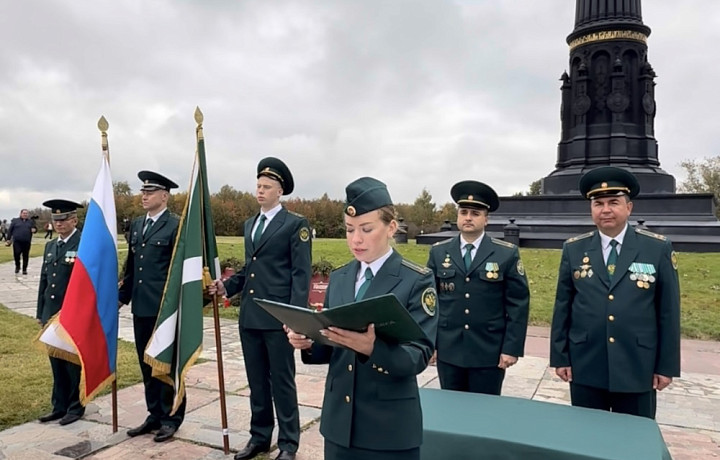Сотрудники Тульской таможни приняли присягу на Куликовом поле