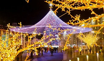 Новогодняя ёлка в Туле останется до 1 марта