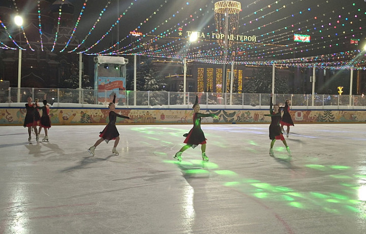 На Губернском катке в Туле 8 марта пройдет открытая тренировка по фигурному катанию