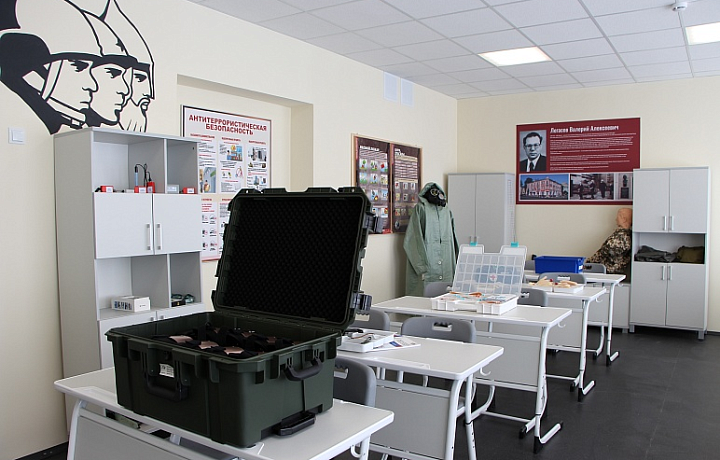 В Тульской области 177 школ получили новейшее оборудование для кабинетов ОБЗР и труда