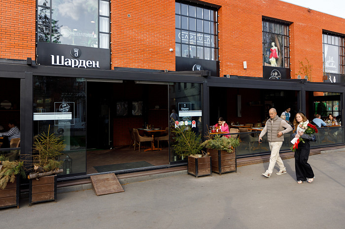 Финал второго сезона «Холостяк.FM»: Евгений Махиня встретился с победительницей проекта