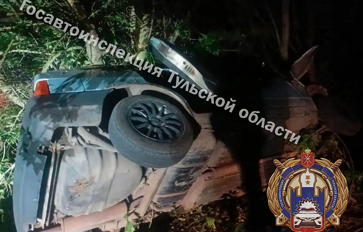 В Плавске водитель «ВАЗ» не справился с управлением: пострадала пассажирка